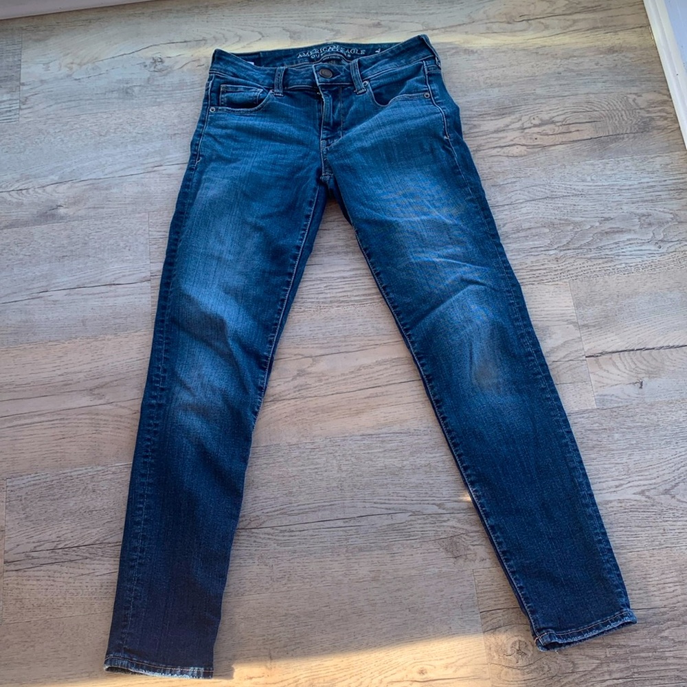 American Eagle jeans size 4 skinny